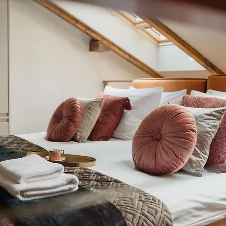 Cu - Loftaffair Collection * 크라쿠프