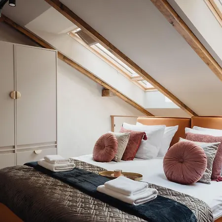 Cu - Loftaffair Collection * 크라쿠프