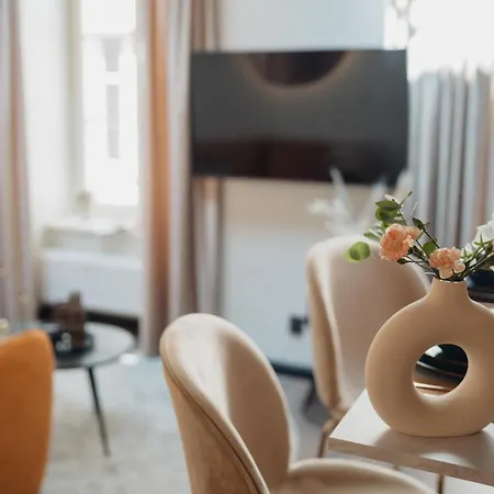 Cu - Loftaffair Collection *