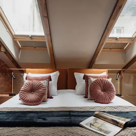 Cu - Loftaffair Collection *