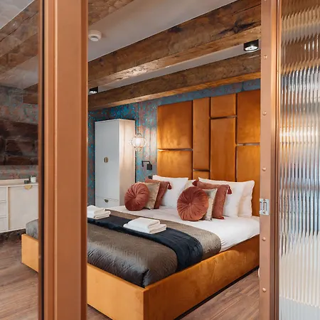 Cu - Loftaffair Collection