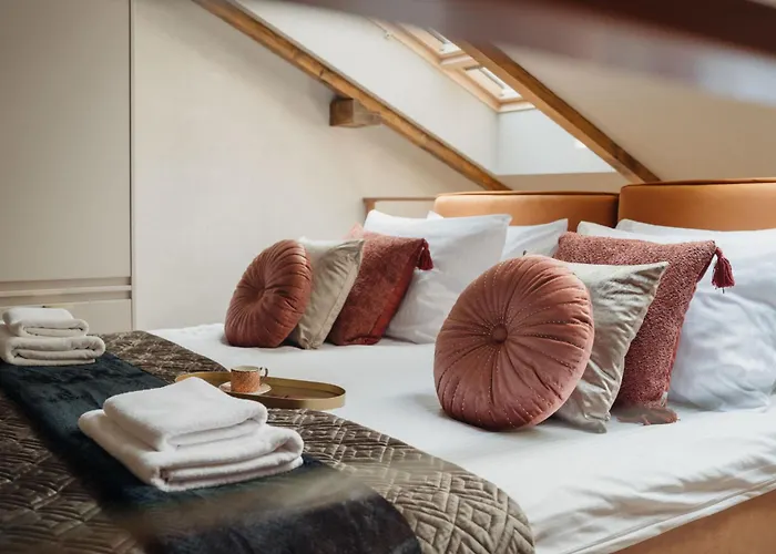 Cu - Loftaffair Collection * 크라쿠프