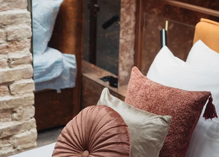 Cu - Loftaffair Collection